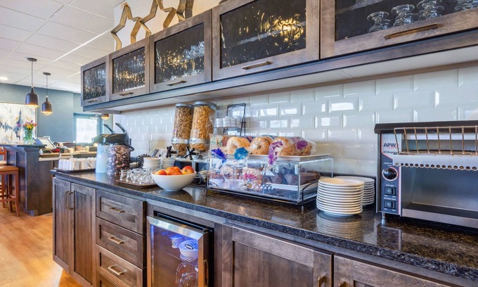 Clarenville Hotel | Quality Hotel