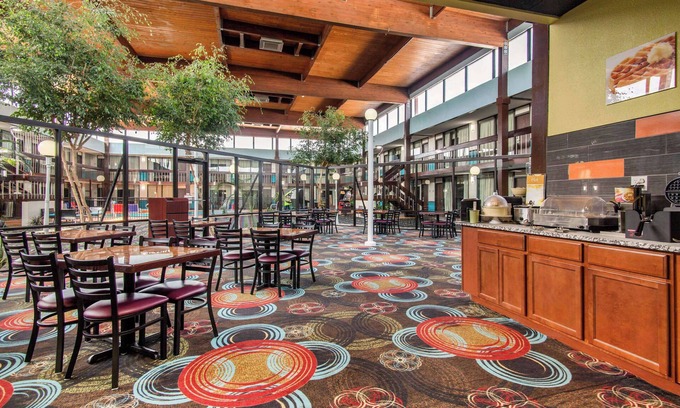 Arkansas City Hotel | Quality Inn Arkansas City North