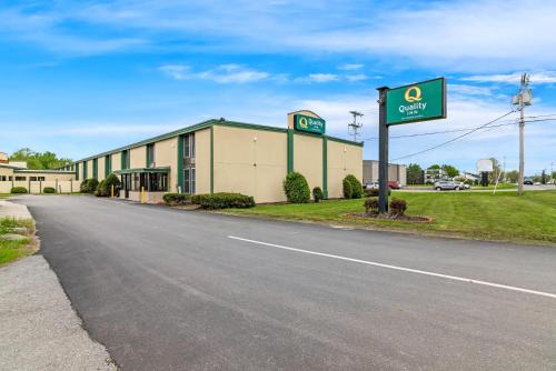 Bangor Hotel | Quality Inn Bangor Airport
