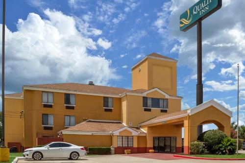 Baytown Hotel | Quality Inn Baytown - Houston East