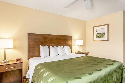 Burkeville Hotel | Quality Inn Burkeville Hwy 360 & 460