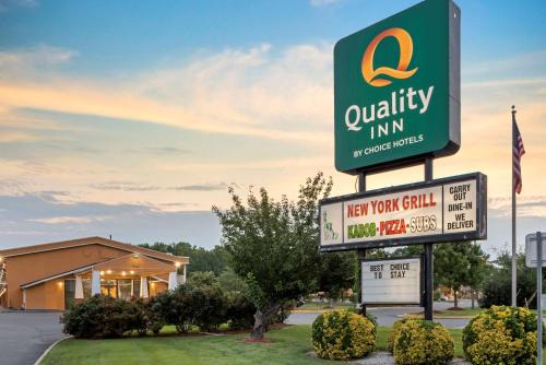 Fredericksburg Hotel | Quality Inn Fredericksburg near Historic Downtown