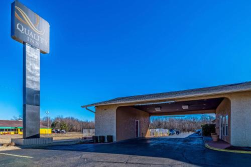 Glenpool Hotel | Quality Inn Glenpool - Tulsa