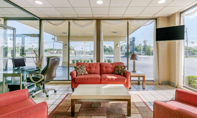 Manchester Hotel | Quality Inn Manchester near Arnold AFB