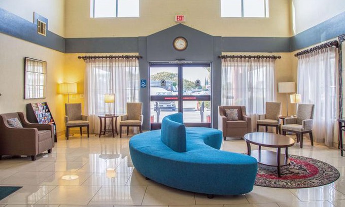 Merced Hotel | Quality Inn Merced