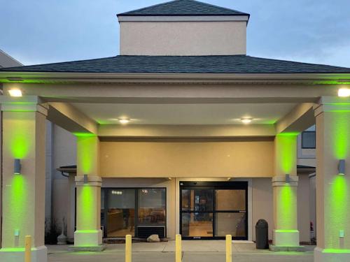 Michigan City Hotel | Quality Inn Michigan City South
