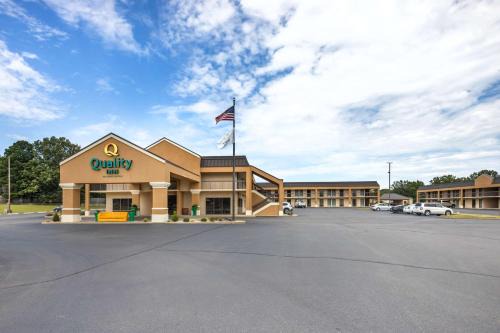 Paris Hotel | Quality Inn Paris