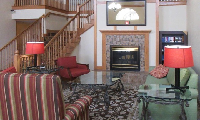 Alexandria Hotel | Quality Inn & Suites Alexandria