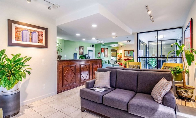 Creedmoor Hotel | Quality Inn & Suites Creedmor - Butner
