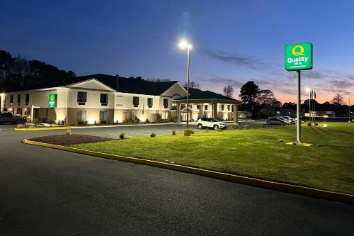 Exmore Hotel | Quality Inn & Suites Exmore