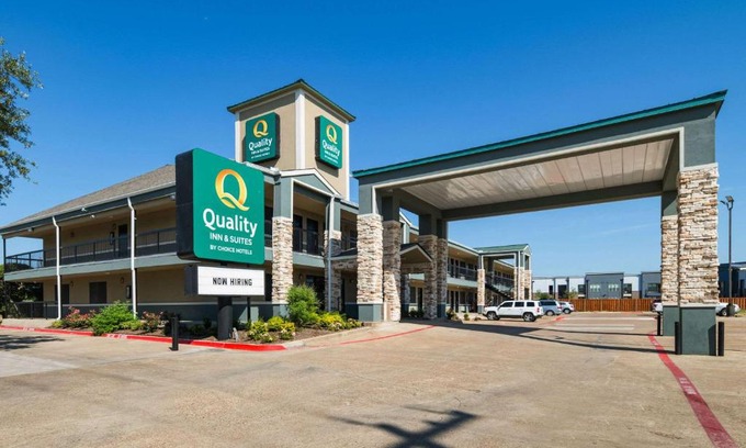 Garland Hotel | Quality Inn & Suites Garland - East Dallas