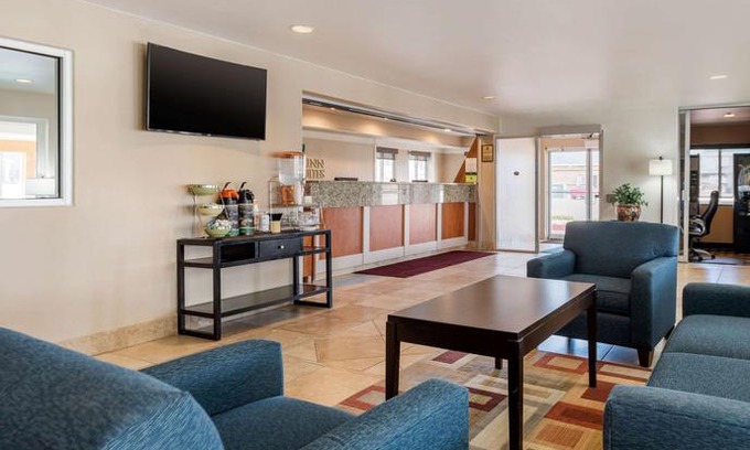 Limon Hotel | Quality Inn & Suites Limon