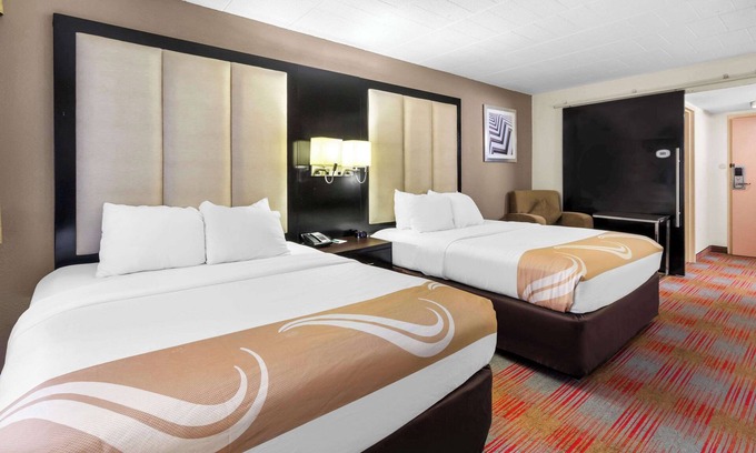 Altoona Hotel | Quality Inn & Suites