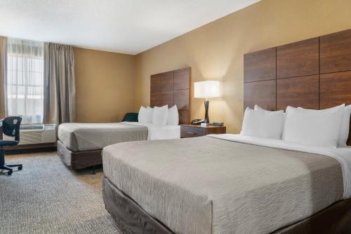 Manistique Hotel | Quality Inn & Suites