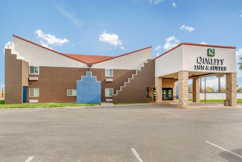 Nut Tree Hotel | Quality Inn & Suites Vacaville