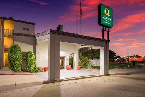South Tulsa Hotel | Quality Inn Tulsa Central
