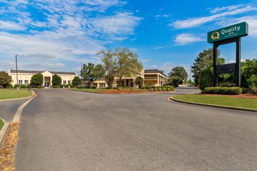 Union City Hotel | Quality Inn Union City US 51