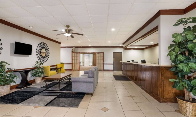 Alice Hotel | Quality Inn
