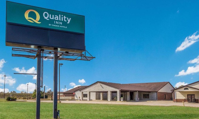Grayville Hotel | Quality Inn