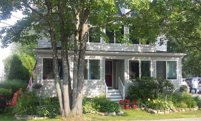 Ocean Park Apartment | Quality Ocean Park Rental Just Minutes From Maine's Premier 7 Mile Sandy Beach