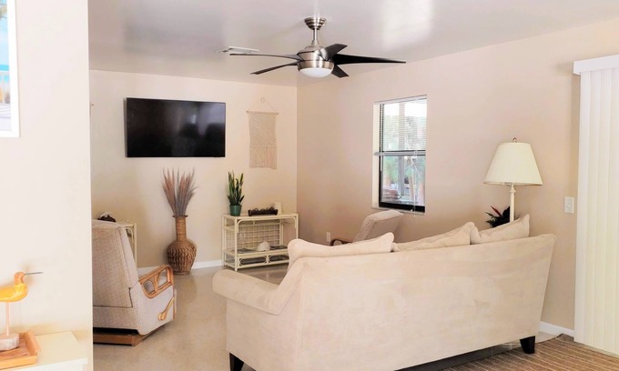 South Pinellas Community Council House | Quality stay at a cheaper price!