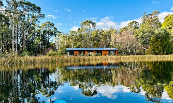 Golden Valley Villa | Quamby Bluff Lake House, Deloraine, Tasmania, Australia, Private Lake, Kayaking