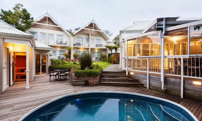 Berea Hotel | Quarry Lake Inn