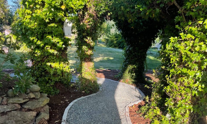 Salt Spring Island Bed & Breakfast | Quarrystone House B&B