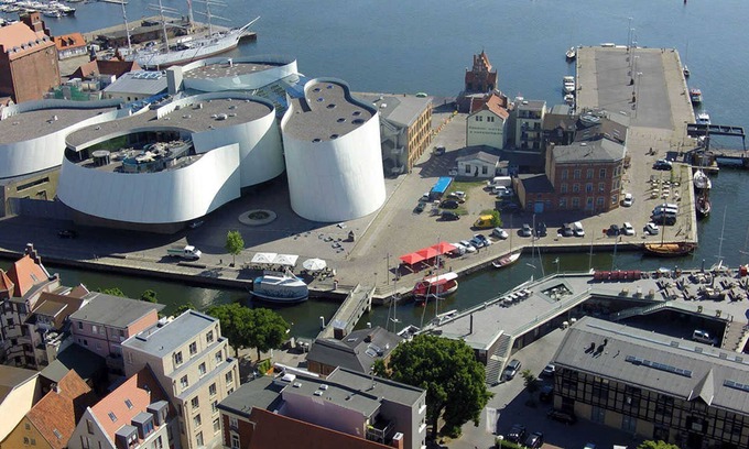 Old Town Apartment | Quartier 6 with harbor view /in-house roof terrace - Gohr apartments