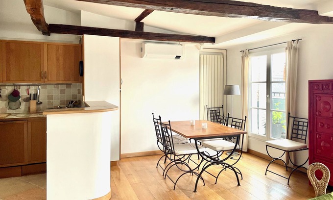 Milan Apartment | Quartier Latin exclusive 2 bedrooms with bathrooms, elevatore, AC, garage