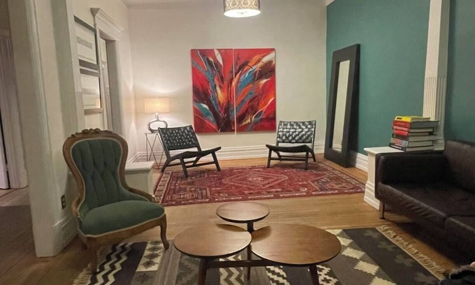 La Petite-Patrie Apartment | Quartier Petit Laurier. Calme et confortable. n