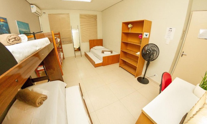 Liberdade House | Quarto 16 Liberdade by OBA