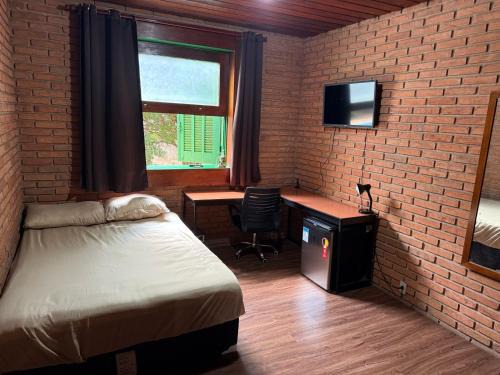 Botucatu House | Quarto privativo completo no Centro