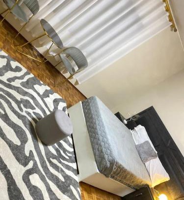Lubango House | Quartos privados em uma casa comum