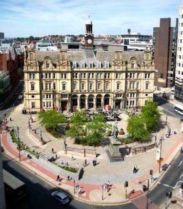 Leeds City Center Apartment | Quebecs Luxury Aparthotel