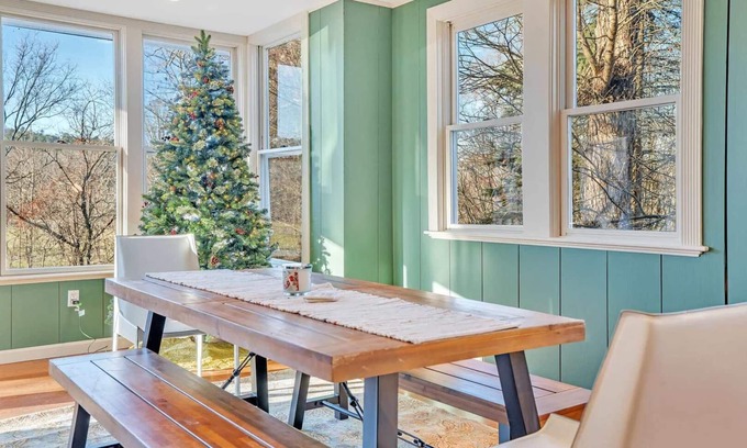 Quechee Condo | Quechee Village Getaway | The Cottage on Main