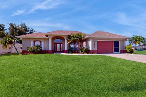 Port Charlotte House | Queen Charlotte