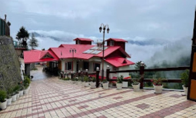 Theog Resort | Queen Himya Resort Kufri Shimla