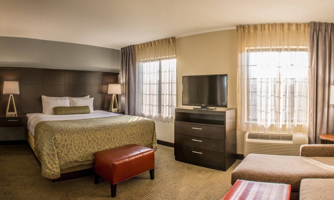 Schererville Apartment | Queen Studio. Free Breakfast. Indoor Pool. Gym & Business Center.