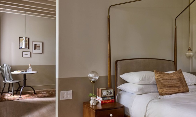 Fishtown House | Queen Suite with Living Room for Extended Stays