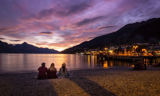 Arthur's Point Apartment | Queenstown-Coronet Peak: Cosy Self-Contained Studio, Arthurs Pt, Queenstown, NZ