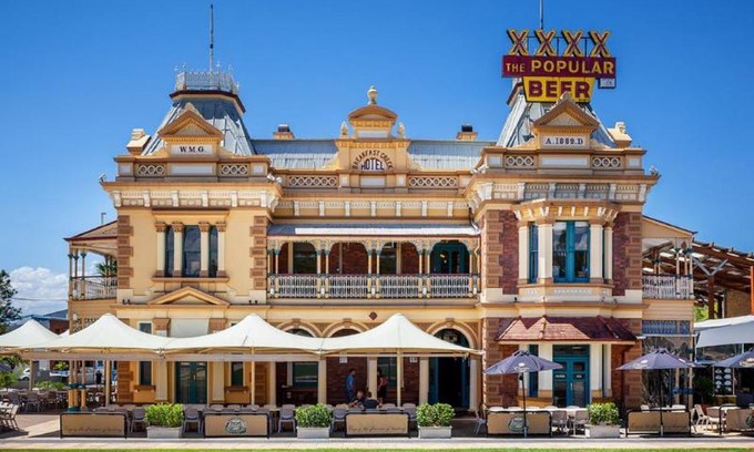 Albion Hotel | Quest Breakfast Creek