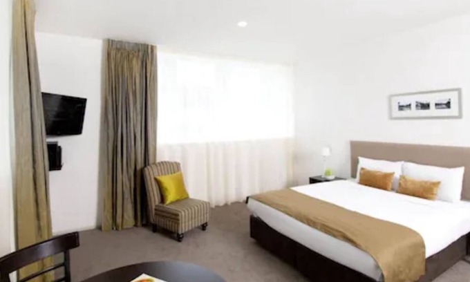 Hamilton Apartment | Quest on London