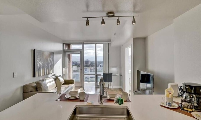 Woodbury Apartment | Quick Acces to Best Food Spots! 1BR nr Jerry’s Foods & Trader Joes