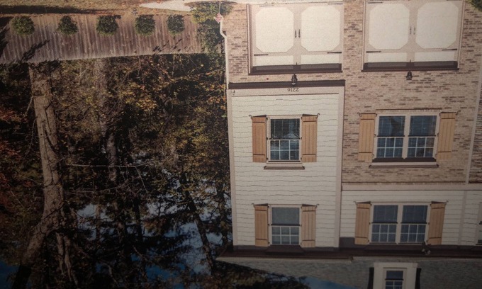 Bolton House | Quiet 1B1BA in the heart of Upper Westside