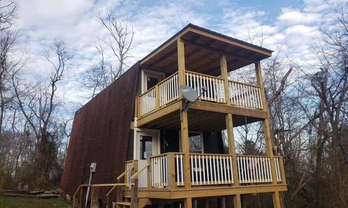 Athens Cabin | Quiet 2 bedroom A-frame cabin located 5 miles from East State Street.