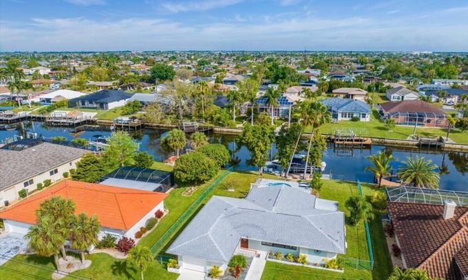 Cape Coral House | Quiet 2+ bedroom with sleep in Florida room, pool, spa and Gulf Access!