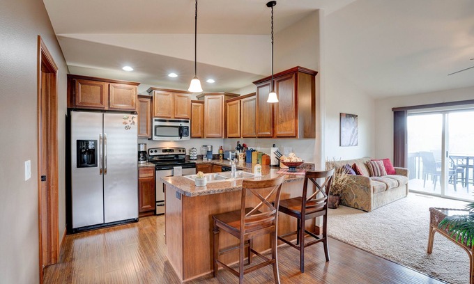 North Liberty House | QUIET 3 BED / 3 BATH WITH LARGE FENCED YARD!