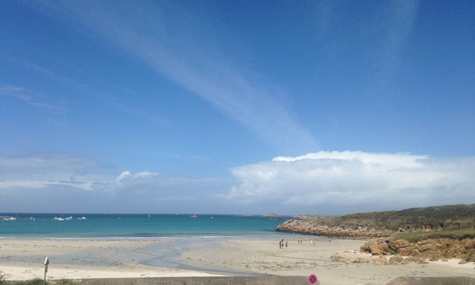 Landunvez Apartment | Quiet, 30 meters from a beautiful beach in Kersaint