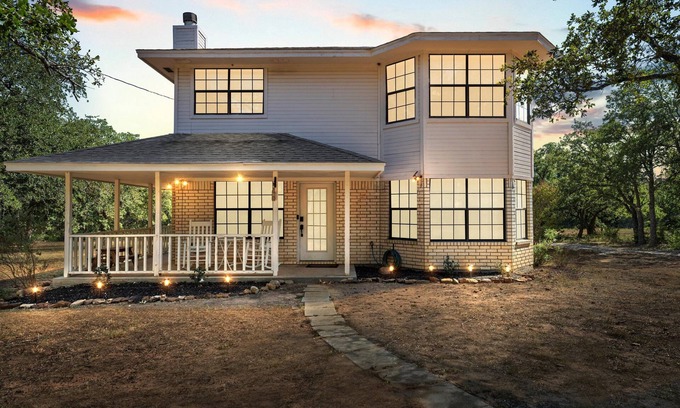 Whitney Other | Quiet 4BR Farmhouse: Ideal Family Retreat
